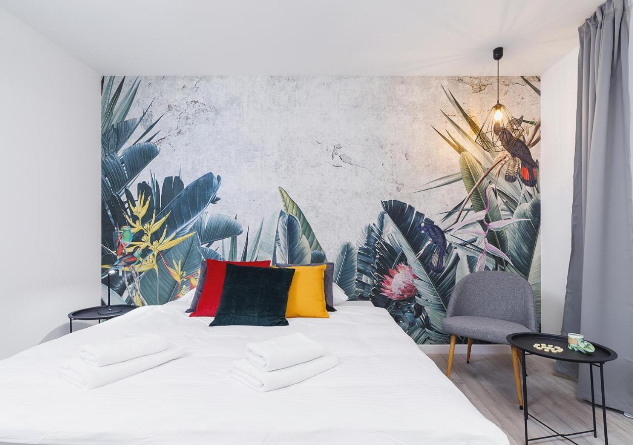 Wow! Aparthotel By Krakowmyplace Exterior photo